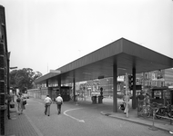 813883 Gezicht op de ingang aan de Pasteurstraat van het Stads- en Academisch Ziekenhuis (Catharijnesingel 101) te Utrecht.